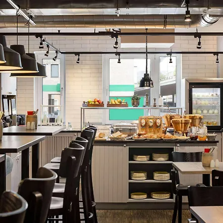 Vienna House Easy By Wyndham 3*