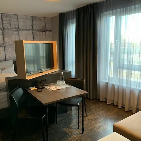 Vienna House Easy By Wyndham Hotel Bremen