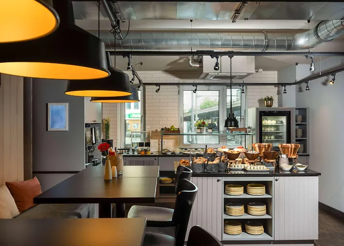 Vienna House Easy By Wyndham 酒店